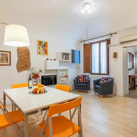 Romana Place דירה *